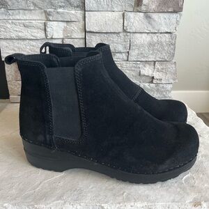Sanita Vaika Suede Chelsea Boot